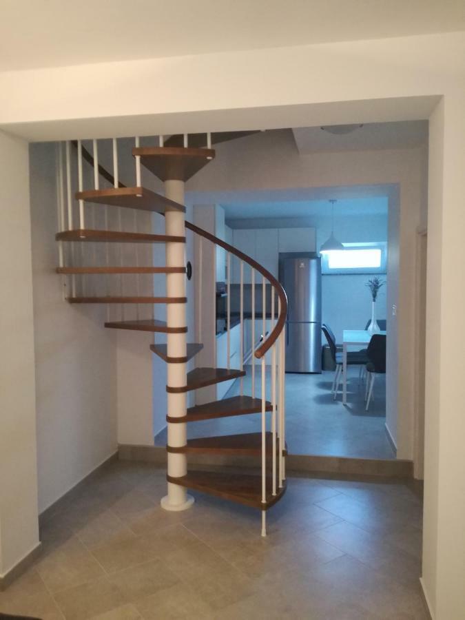 Kuca Za Odmor Pende Villa Banjol Bagian luar foto