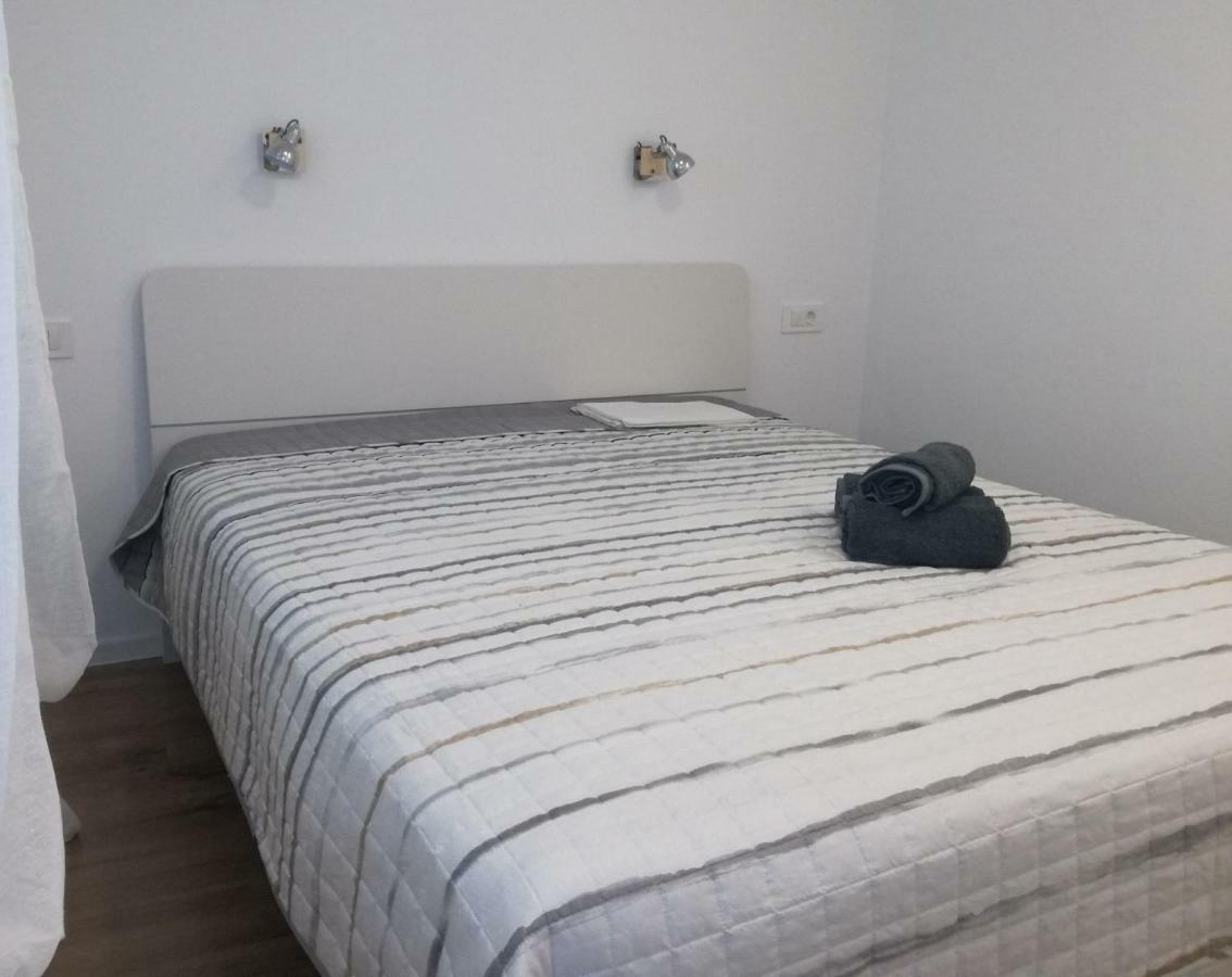 Kuca Za Odmor Pende Villa Banjol Bagian luar foto